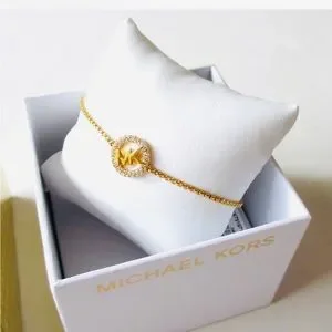 激安 ! Michael Kors Gold Tone Crystal Pave ブレスレット Michael Kors Women's Emery Three-Hand Crystal Pave Gold-Tone